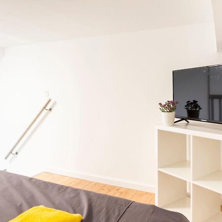 Spacious Loft Style Apartment In Berlin Willmersdorf Екстериор снимка