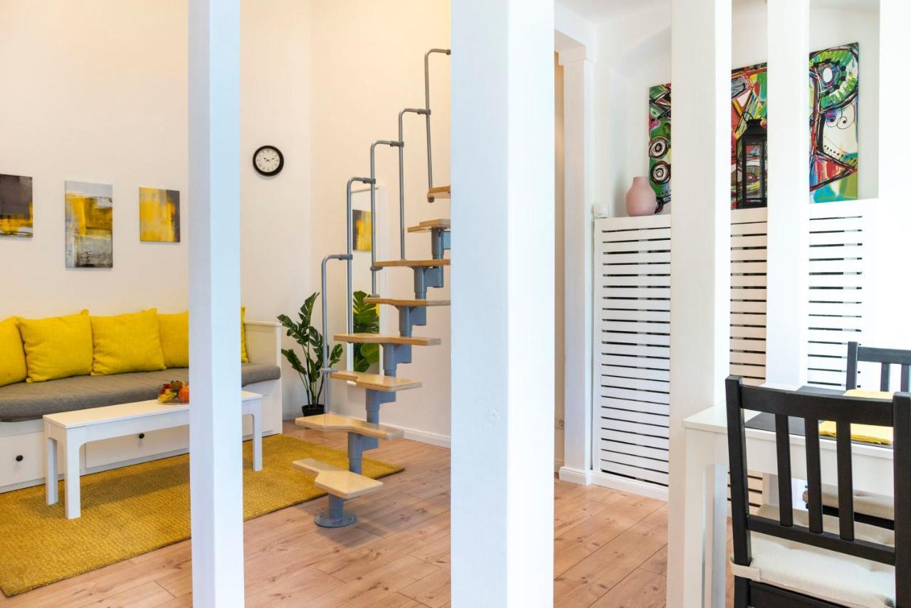 Spacious Loft Style Apartment In Berlin Willmersdorf Екстериор снимка